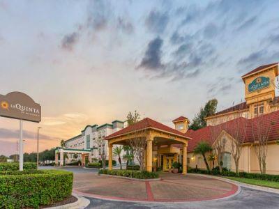 Hotel La Quinta By Wyndham Usf 3*
