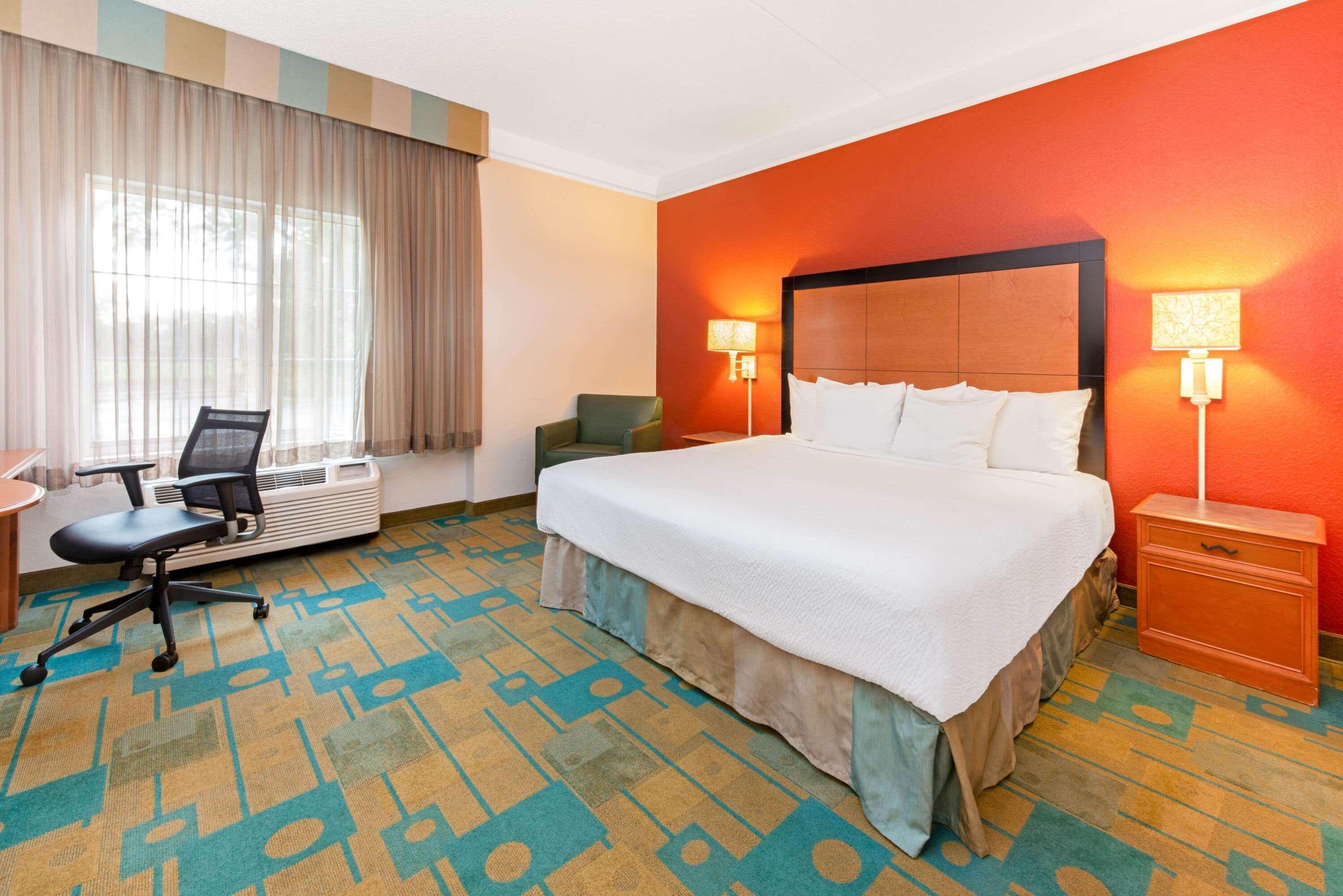 La Quinta By Wyndham Usf Hotel